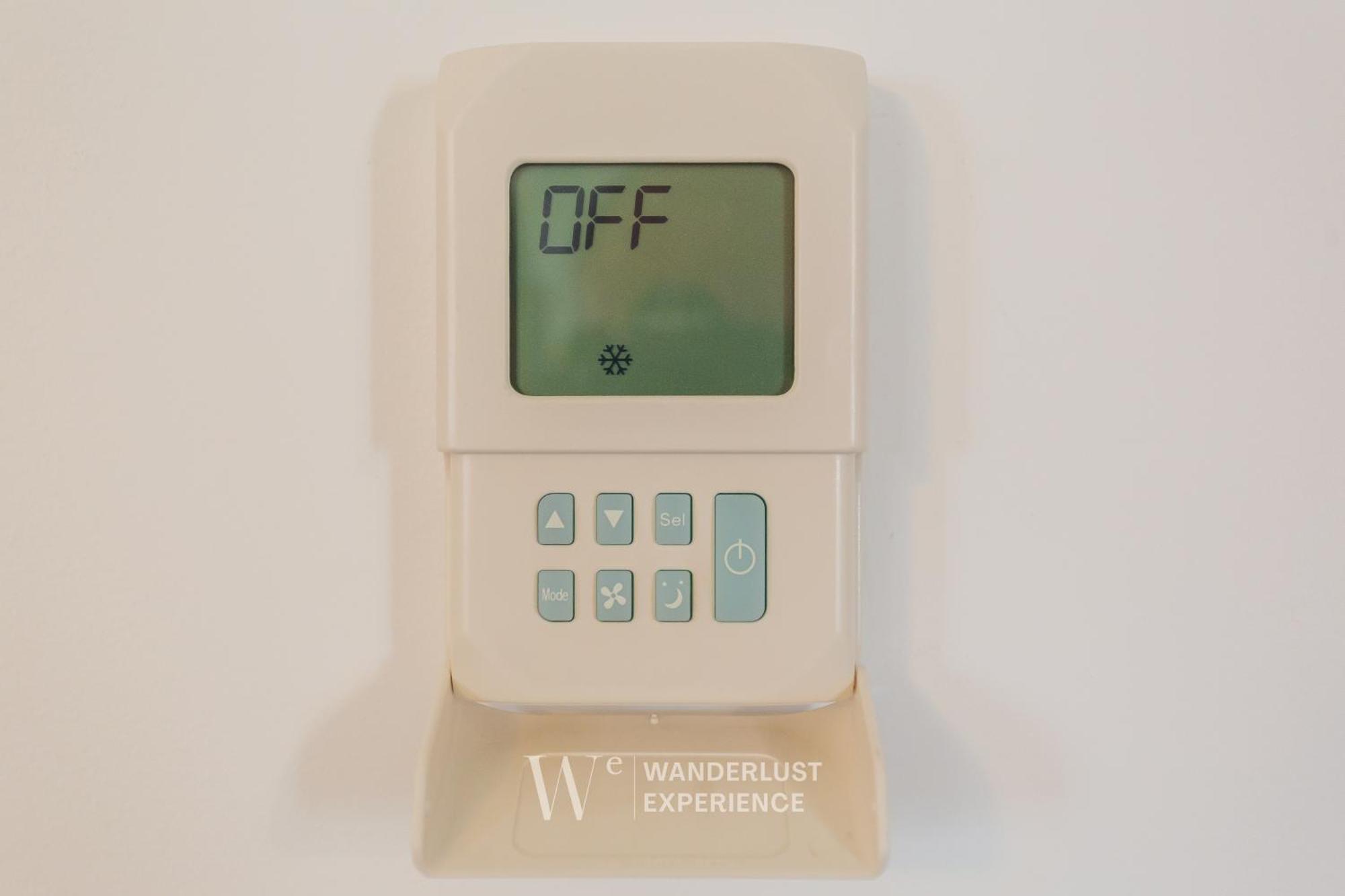Wanderlust Experience Mood Apartment Bitonto Luaran gambar